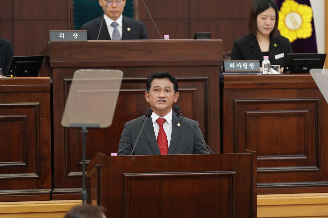 '제272회 경산시의회 임시회 제1차 본회의' 게시글의 사진(4) 'DSC02682.JPG'