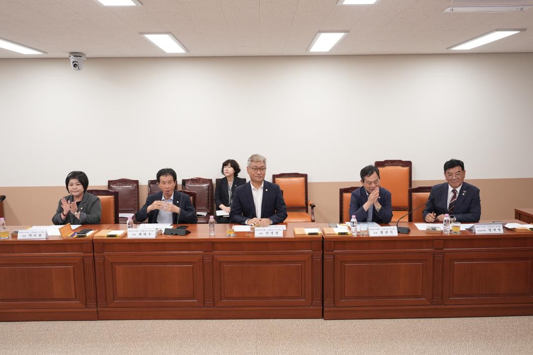 '경산시의회 의원연구단체, 미래교육 착수보고회' 게시글의 사진(2) 'DSC02930.JPG'