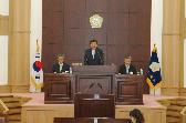 제99회 임시회 의장단선거를 위한 최상길 임시의장 회의주재