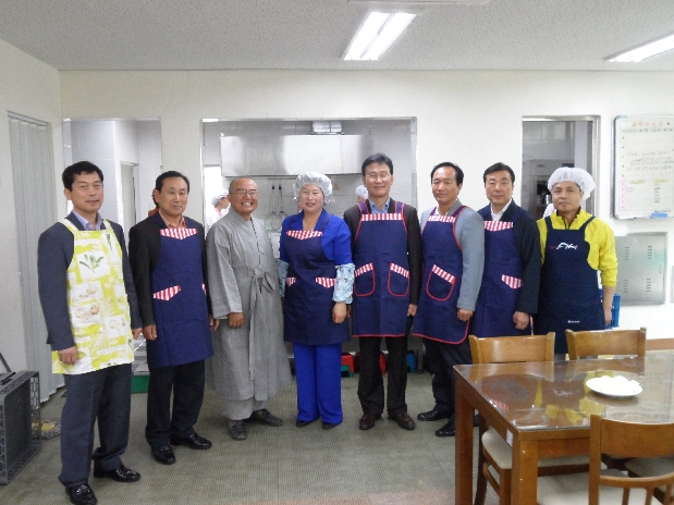 경산시의회 백천동 무료급식소 봉사 체험활동