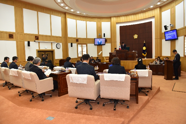 제208회 경산시의회 임시회 제1차 본회의 개회