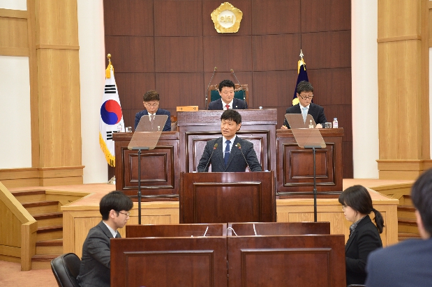 제208회 경산시의회 임시회 제1차 본회의 시정질문-이경원의원