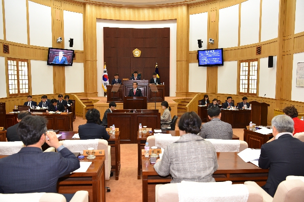 제208회 경산시의회 임시회 제1차 본회의 개회