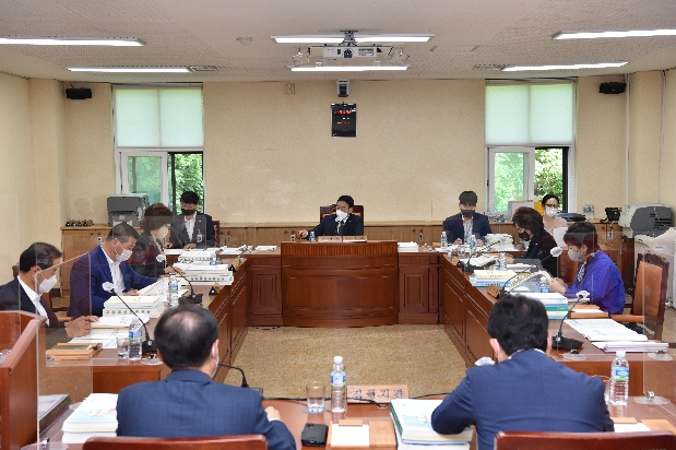제240회 경산시의회 정례회 예산결산특별위원회