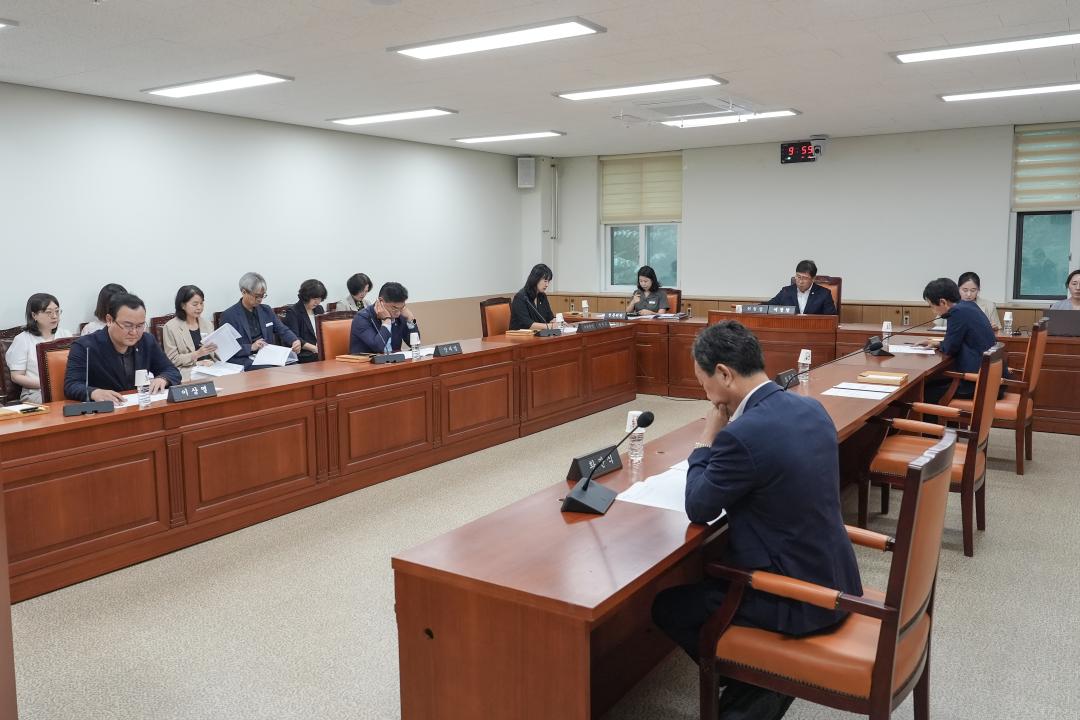 '제272회 경산시의회 임시회 폐회중 운영위원회' 게시글의 사진(3) 'DSC00193.JPG'