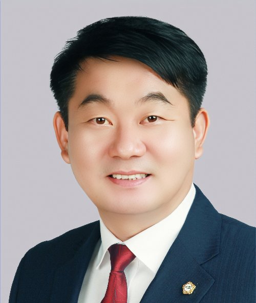 윤기현